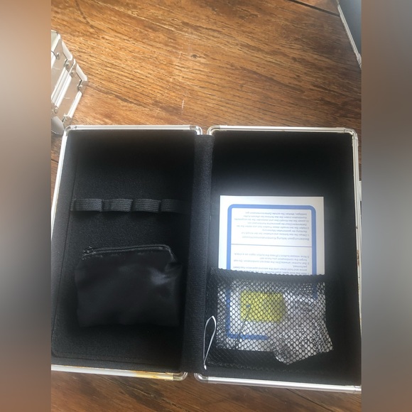 Vaults lock box - Picture 3 of 4